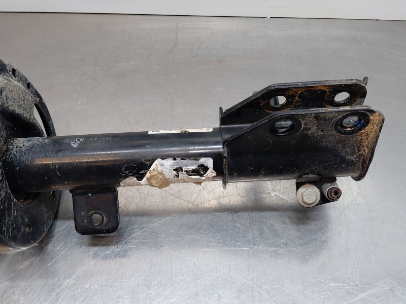 Recambio de amortiguador delantero izquierdo para peugeot 2008 (p2) active referencia OEM IAM   