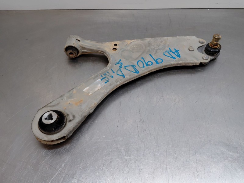 Recambio de brazo suspension inferior delantero derecho para peugeot 2008 (p2) active referencia OEM IAM   