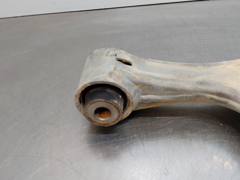 Recambio de brazo suspension inferior delantero derecho para peugeot 2008 (p2) active referencia OEM IAM   