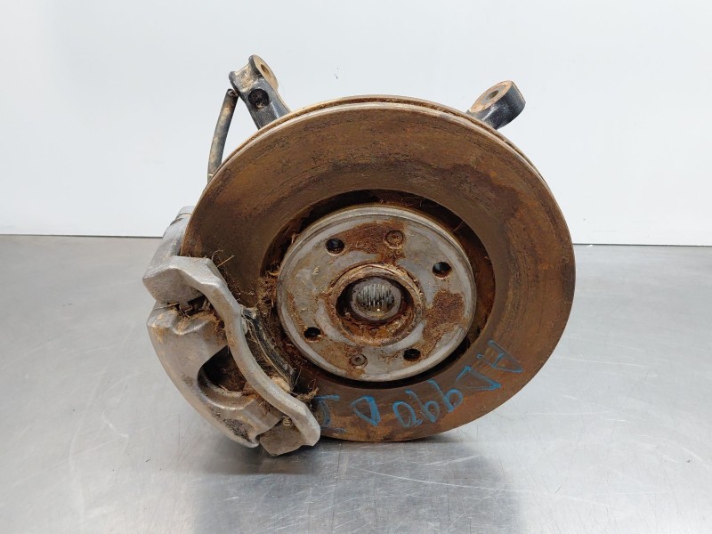 Recambio de mangueta delantera izquierda para peugeot 2008 (p2) active referencia OEM IAM   