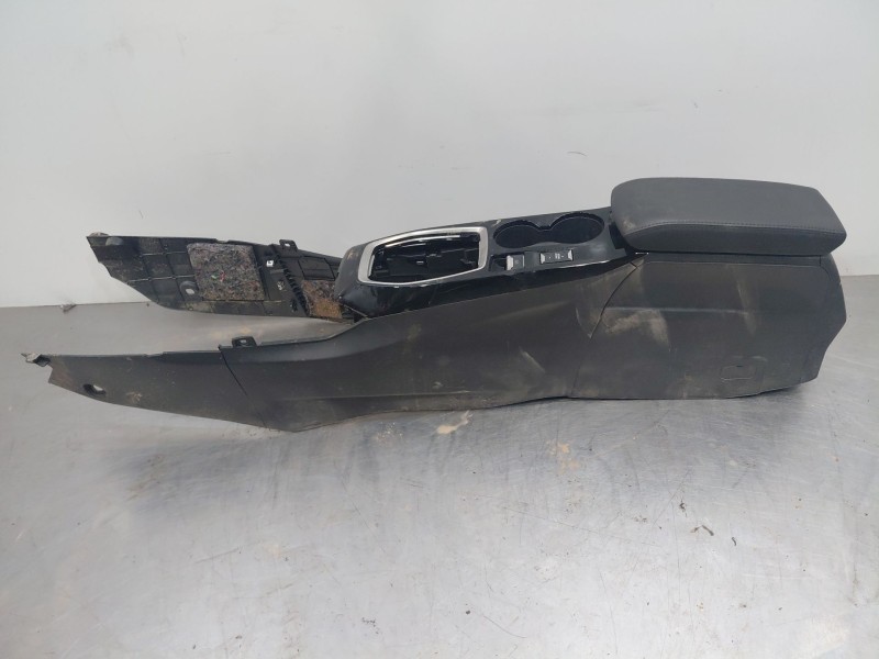 Recambio de juego asientos completo para peugeot 2008 (p2) active referencia OEM IAM   