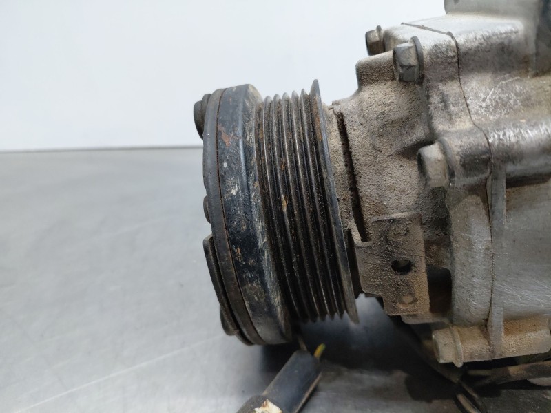 Recambio de compresor aire acondicionado para ford fusion (ju_) 1.4 referencia OEM IAM 4588121  