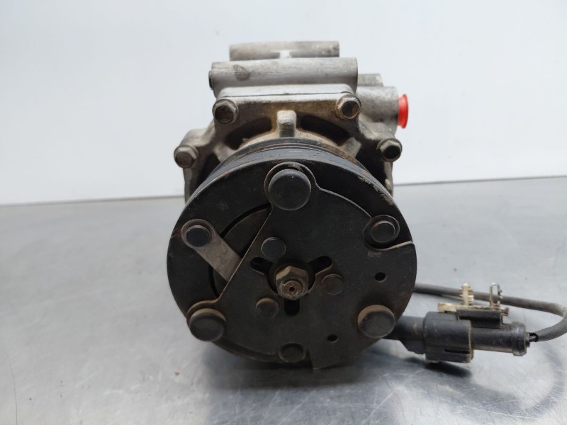 Recambio de compresor aire acondicionado para ford fusion (ju_) 1.4 referencia OEM IAM 4588121  