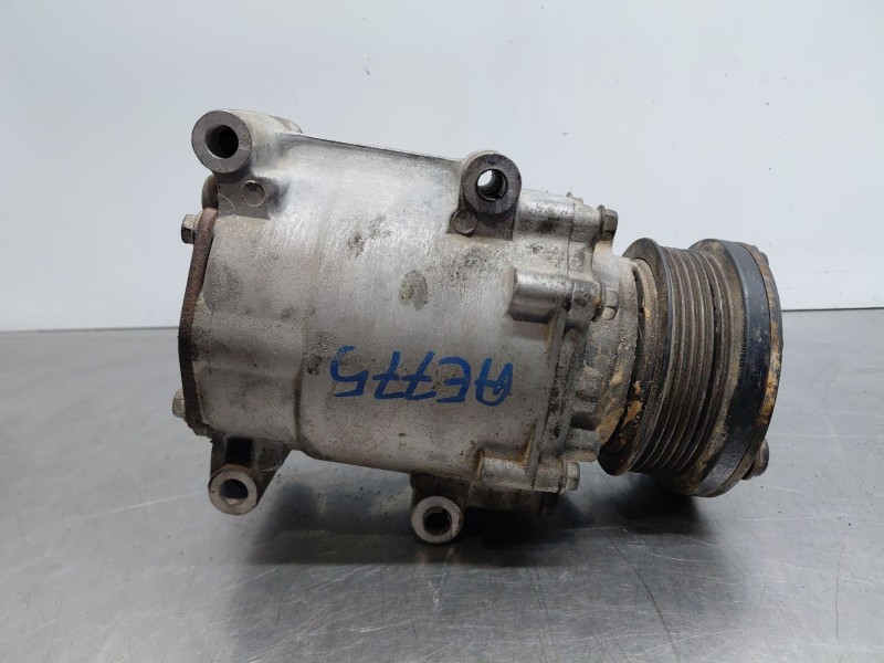 Recambio de compresor aire acondicionado para ford fusion (ju_) 1.4 referencia OEM IAM 4588121  