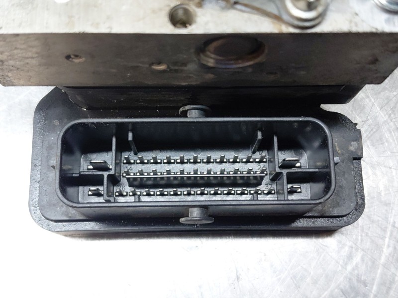 Recambio de abs para peugeot expert furgoneta (v_) 1.6 bluehdi 115 referencia OEM IAM 1680771180 9821150280 9808055980