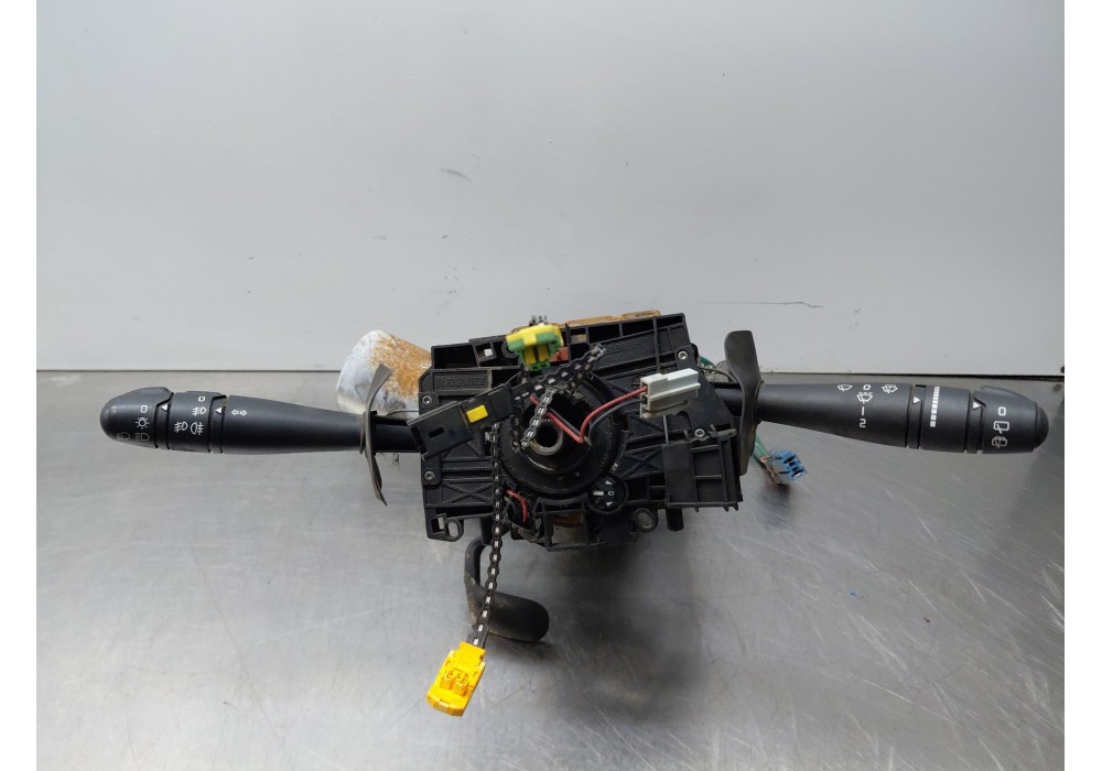 Recambio de columna direccion para renault clio ii (bb_, cb_) 1.5 dci (b/cb3m) referencia OEM IAM 8200711618  