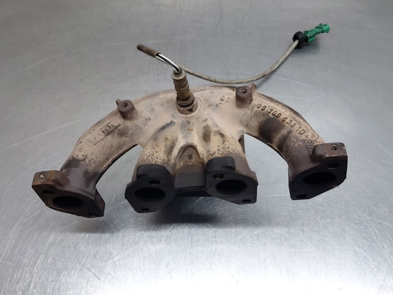 Recambio de colector escape para peugeot 206 sedán 1.4 referencia OEM IAM   