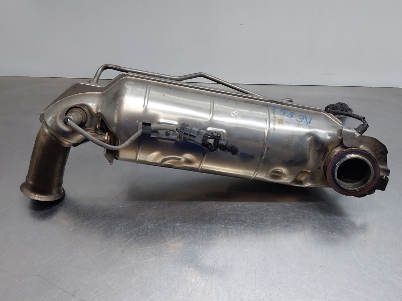 Recambio de catalizador para peugeot 3008 hybrid 3008 referencia OEM IAM   