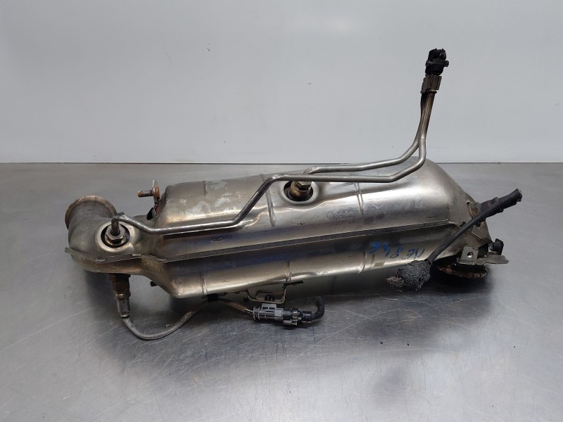 Recambio de catalizador para peugeot 3008 hybrid 3008 referencia OEM IAM   