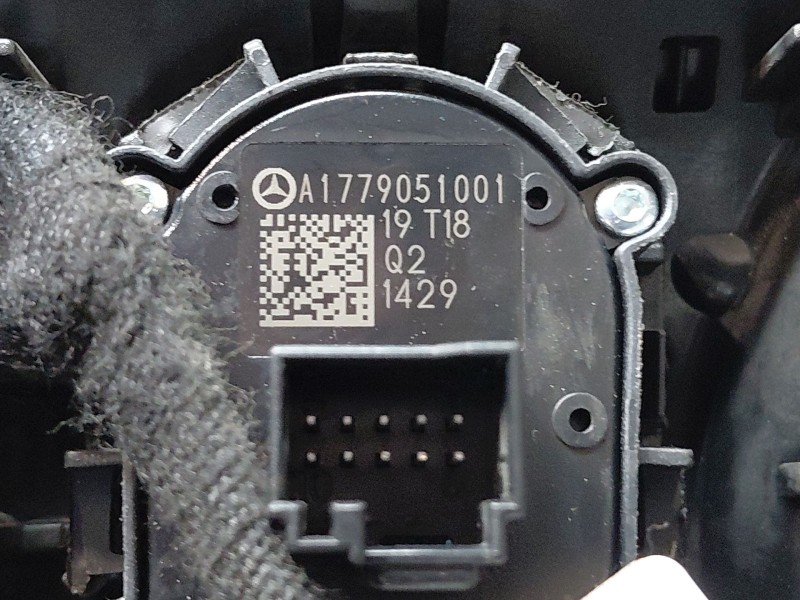 Recambio de rejilla aireadora para mercedes-benz clase a (w177) a 200 d (177.012) referencia OEM IAM   