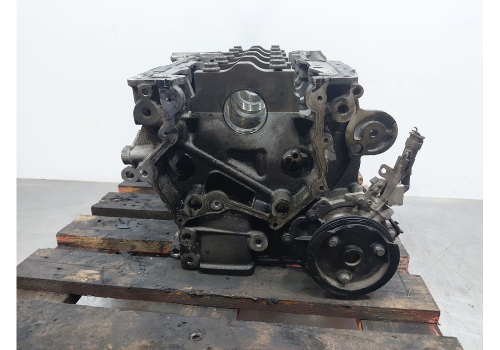 Recambio de bloque para land rover range rover evoque (l551) 2.0 d180 mhev 4x4 referencia OEM IAM LR073830  