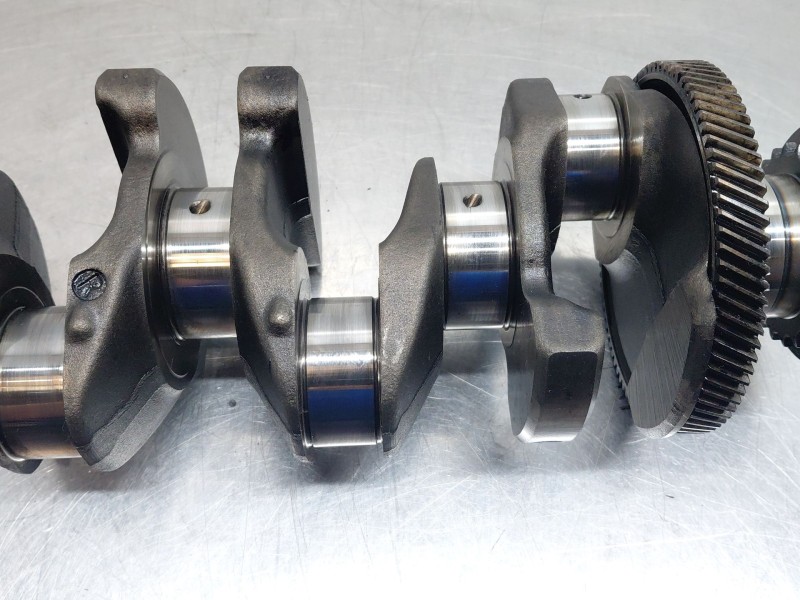 Recambio de cigueñal para land rover range rover evoque (l551) 2.0 d180 mhev 4x4 referencia OEM IAM   