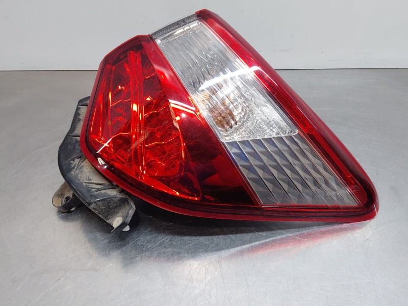 Recambio de piloto trasero derecho para toyota yaris advance referencia OEM IAM 815500DB70  