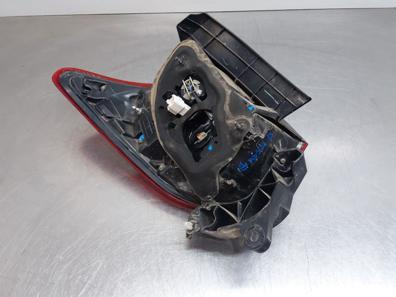 Recambio de piloto trasero derecho para toyota yaris advance referencia OEM IAM 815500DB70  