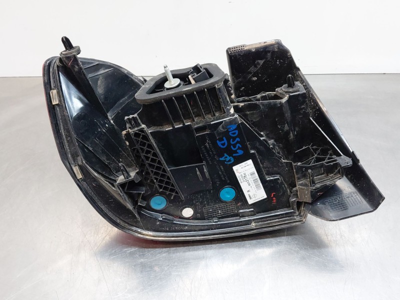 Recambio de piloto trasero derecho para opel corsa f hybrid referencia OEM IAM 9829317880  