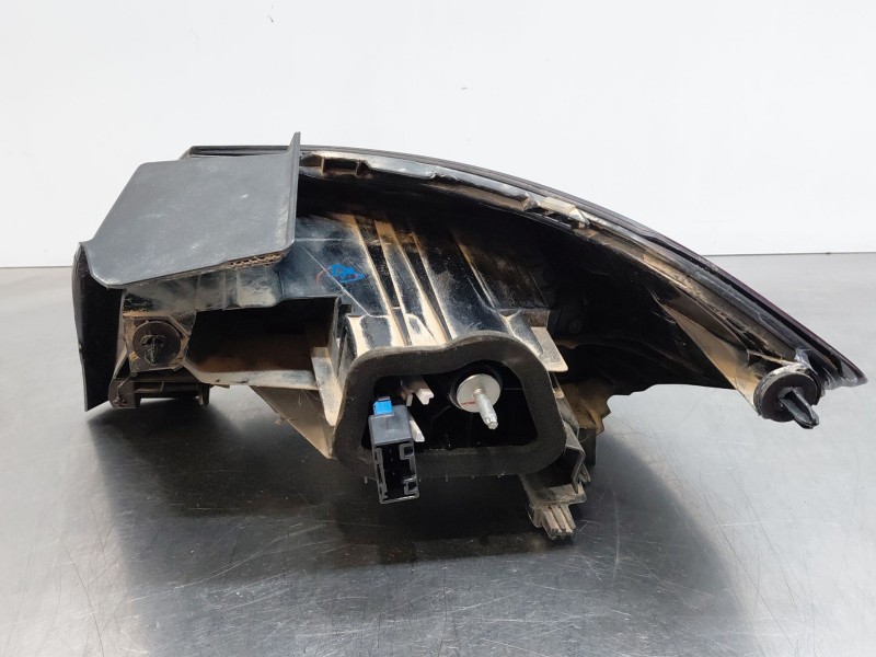 Recambio de piloto trasero izquierdo para opel corsa f hybrid referencia OEM IAM 9829317980  