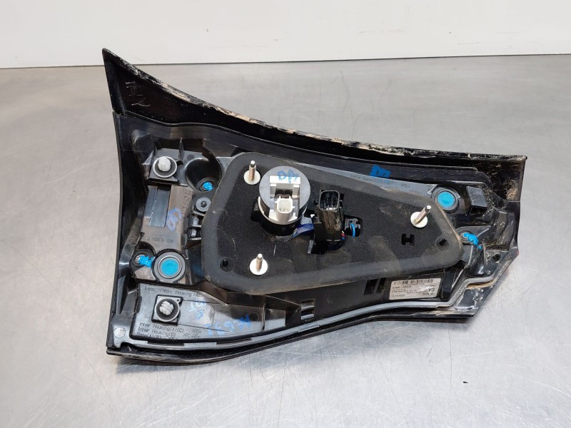 Recambio de piloto trasero derecho interior para toyota yaris cross mpx style referencia OEM IAM   
