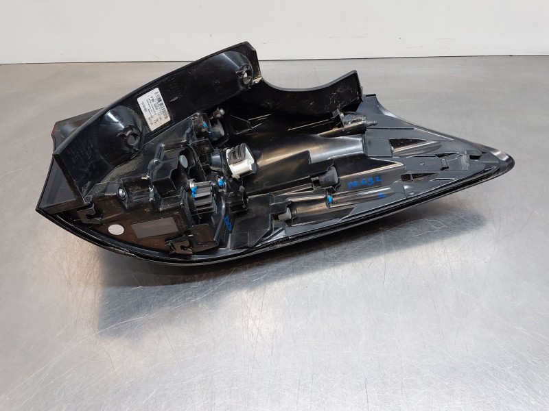 Recambio de piloto trasero izquierdo para toyota yaris cross mpx style referencia OEM IAM   