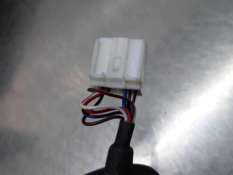 Recambio de retrovisor derecho para toyota yaris cross mpx style referencia OEM IAM   