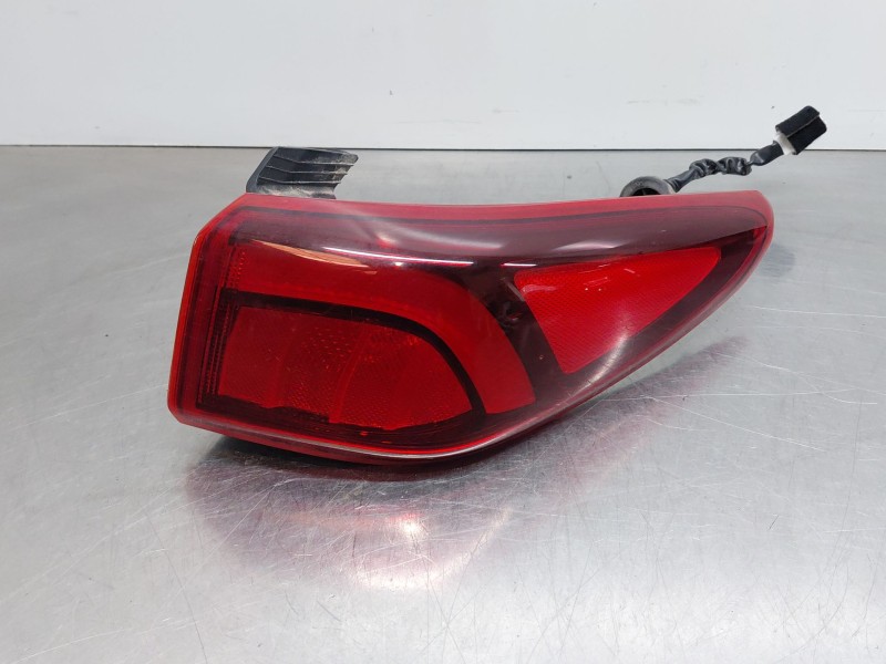Recambio de piloto trasero derecho para hyundai kona hybrid referencia OEM IAM   