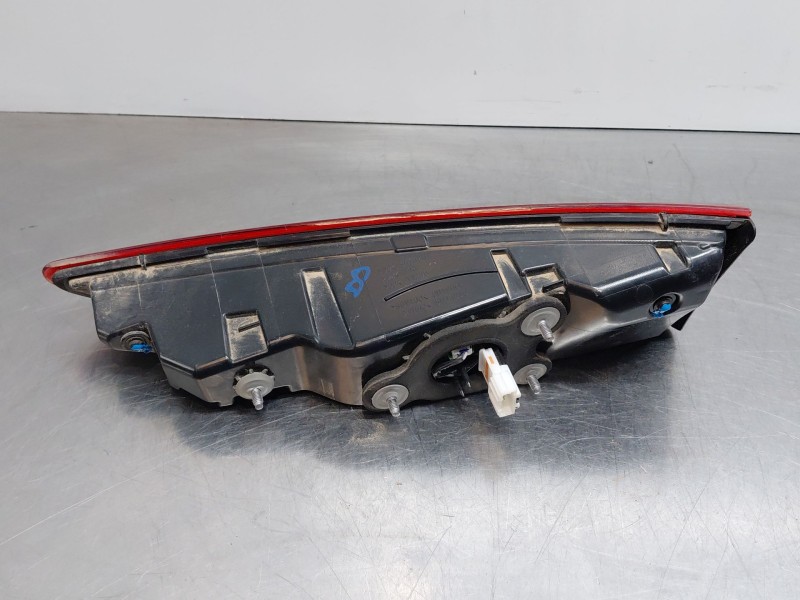Recambio de piloto trasero izquierdo interior para hyundai kona hybrid referencia OEM IAM   