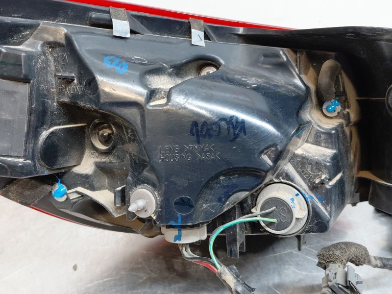 Recambio de piloto trasero derecho para mazda 2 lim. () hybrid referencia OEM IAM   