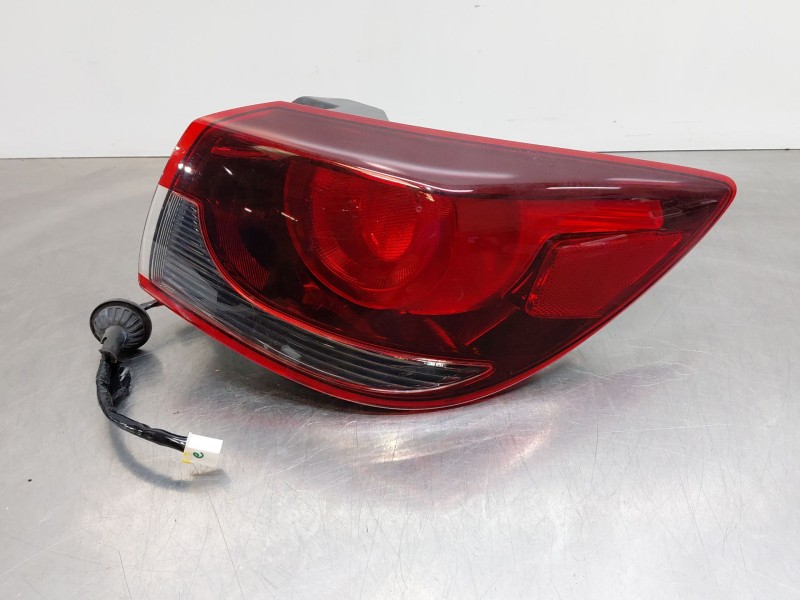 Recambio de piloto trasero derecho para mazda 2 lim. () hybrid referencia OEM IAM   