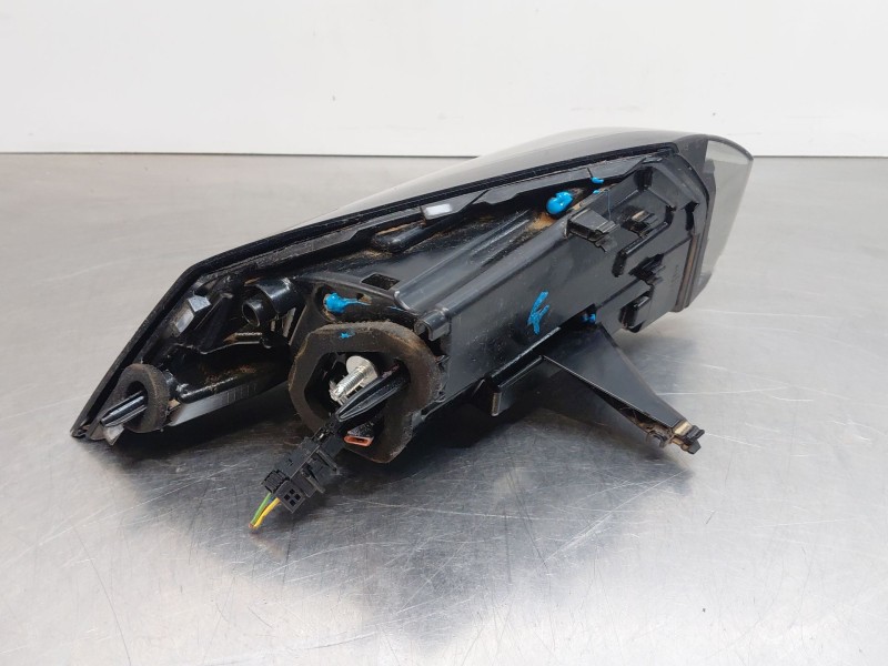 Recambio de piloto trasero derecho para peugeot 2008 (p2) active referencia OEM IAM 9850439980  