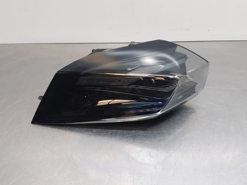 Recambio de piloto trasero izquierdo para peugeot 2008 (p2) active referencia OEM IAM 9850449780  