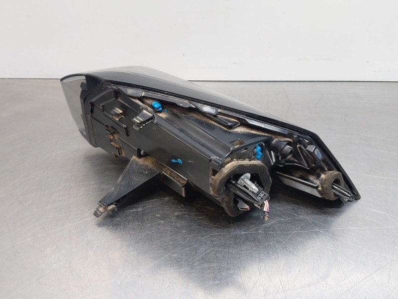 Recambio de piloto trasero izquierdo para peugeot 2008 (p2) active referencia OEM IAM 9850449780  
