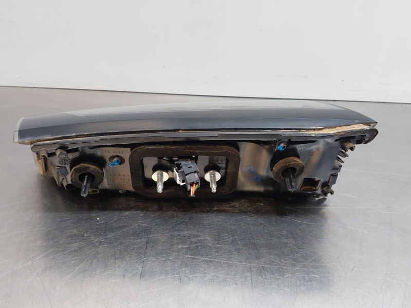 Recambio de piloto trasero izquierdo interior para peugeot 2008 (p2) active referencia OEM IAM 9850439280  