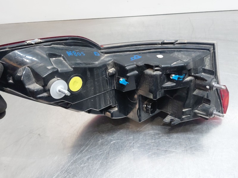 Recambio de piloto trasero derecho para bmw 3 touring (g21, g81) 318 d referencia OEM IAM 63217442758  