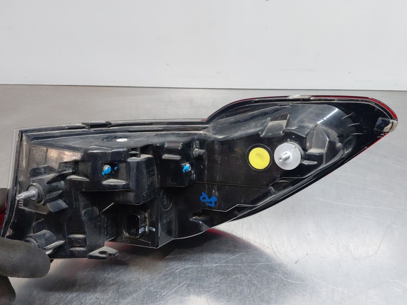 Recambio de piloto trasero izquierdo para bmw 3 touring (g21, g81) 318 d referencia OEM IAM 63217442757  