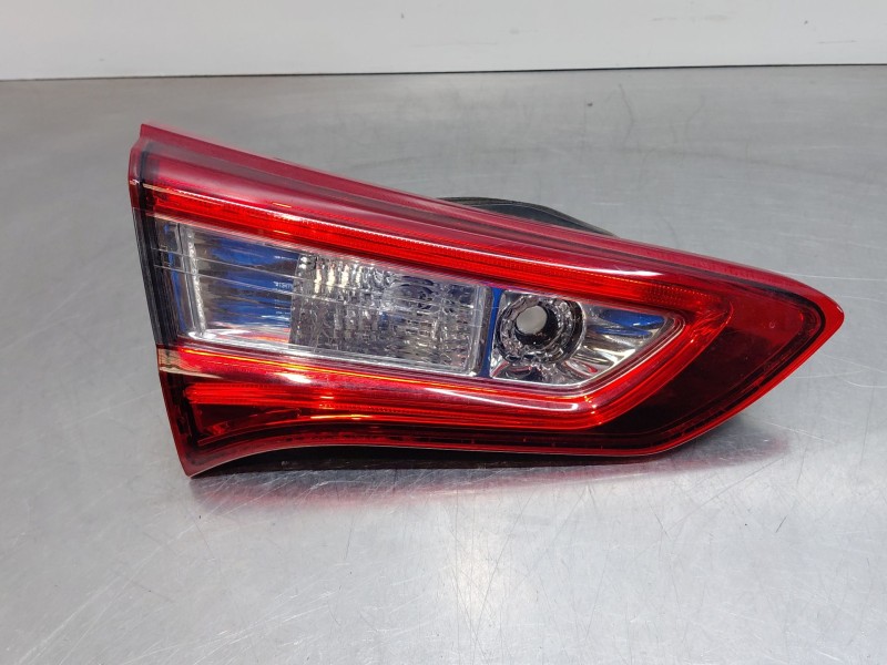 Recambio de piloto trasero izquierdo interior para toyota yaris advance referencia OEM IAM 815910D620  