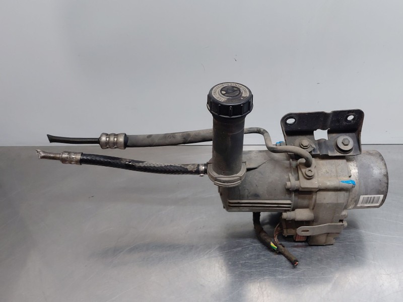 Recambio de bomba direccion para citroën c4 coupé (la_) 1.6 16v referencia OEM IAM 4007VK 9681545980 