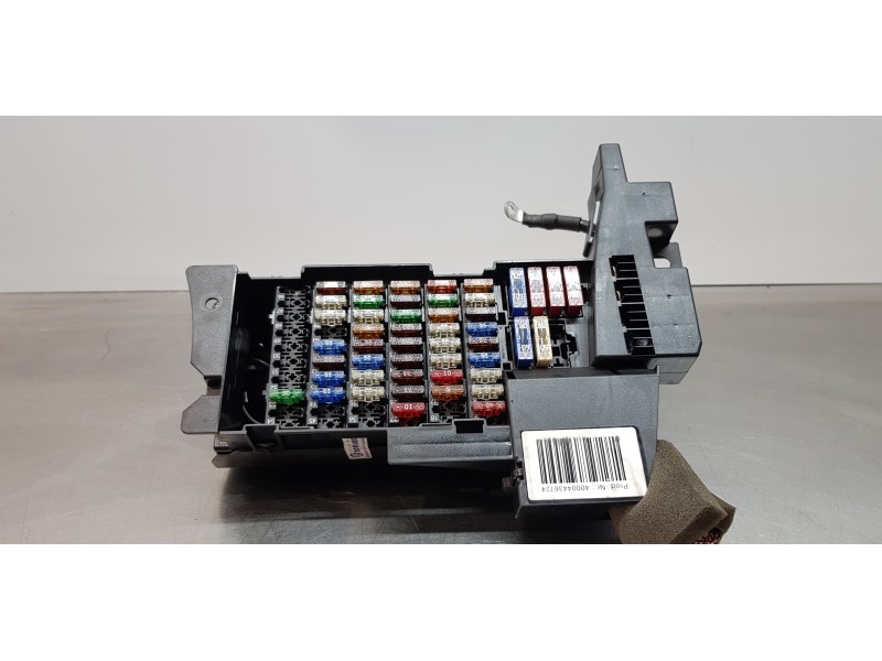 Recambio de caja reles / fusibles para mercedes clase a (w169) a 150 (169.031) referencia OEM IAM 1695450540   Recambio de caja reles / fusibles para mercedes clase a (w169) a 150 (169.031) referencia OEM IAM 1695450540