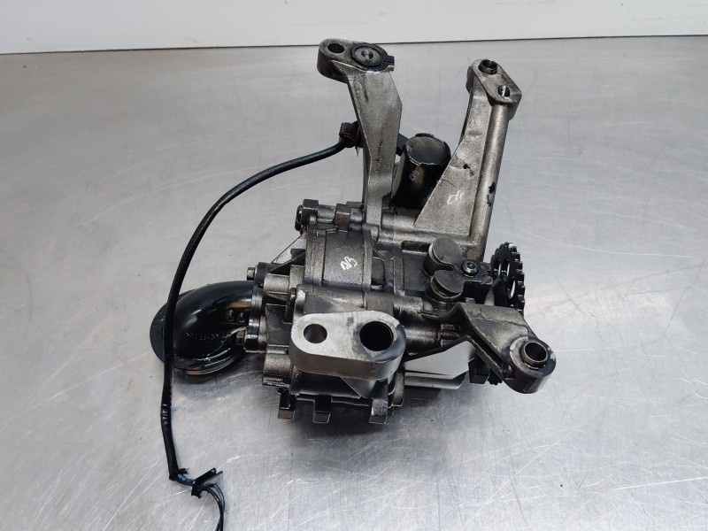 Recambio de bomba aceite para land rover range rover evoque (l551) 2.0 d180 mhev 4x4 referencia OEM IAM   