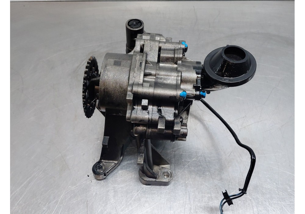 Recambio de bomba aceite para land rover range rover evoque (l551) 2.0 d180 mhev 4x4 referencia OEM IAM   