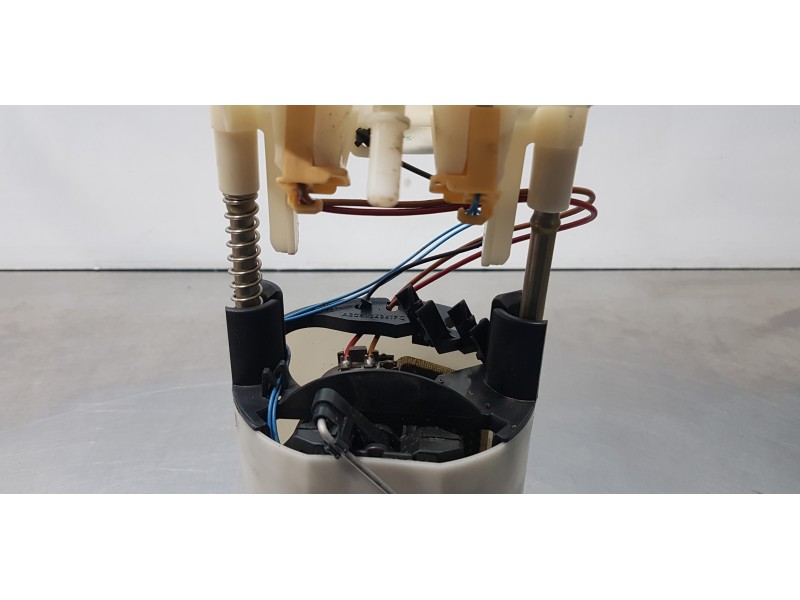 Recambio de aforador para bmw serie 1 berlina (e81/e87) 116i referencia OEM IAM 6763850  