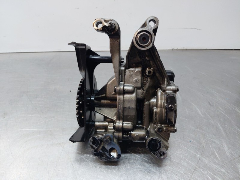 Recambio de bomba aceite para opel astra k sports tourer dynamic start/stop referencia OEM IAM 55509127  