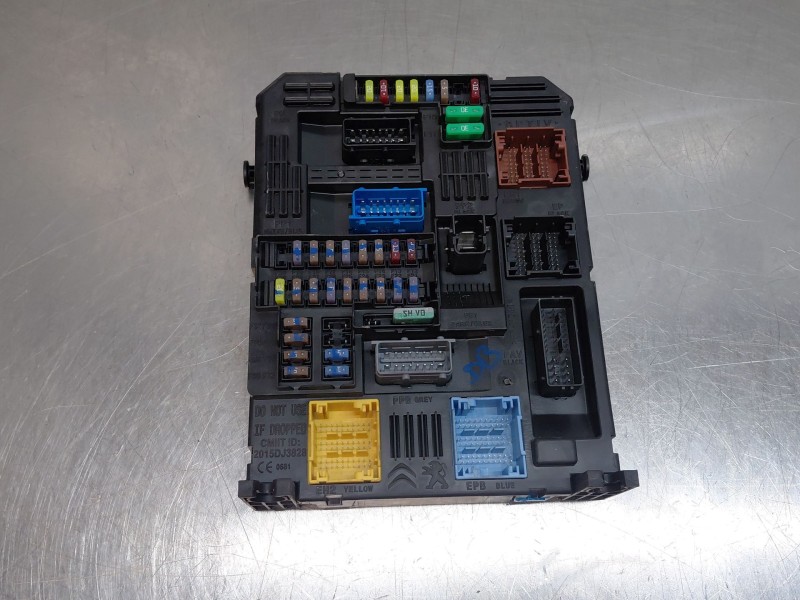 Recambio de caja reles / fusibles para peugeot 2008 (p2) active referencia OEM IAM 9855665080  