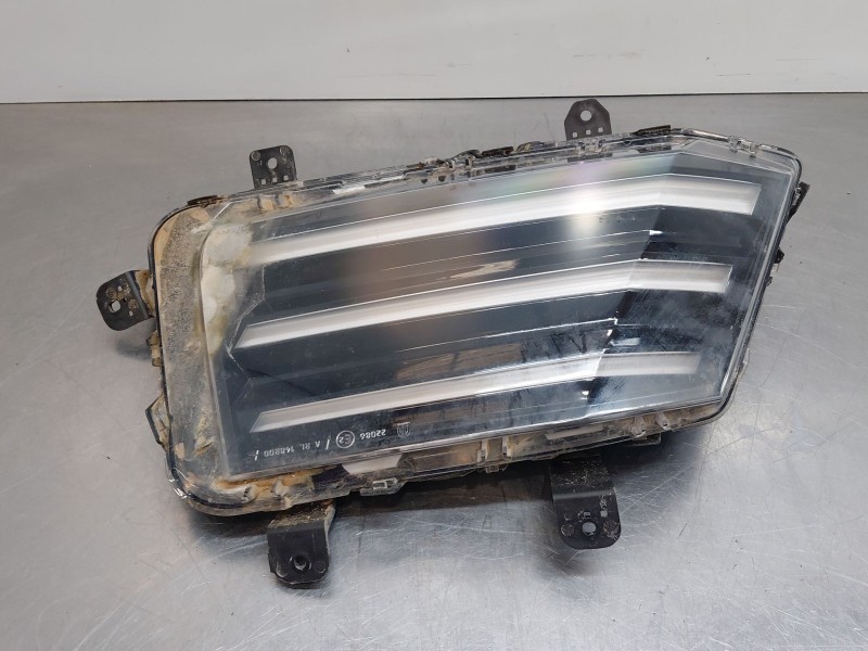 Recambio de piloto delantero derecho para peugeot 2008 (p2) active referencia OEM IAM 9850423580  