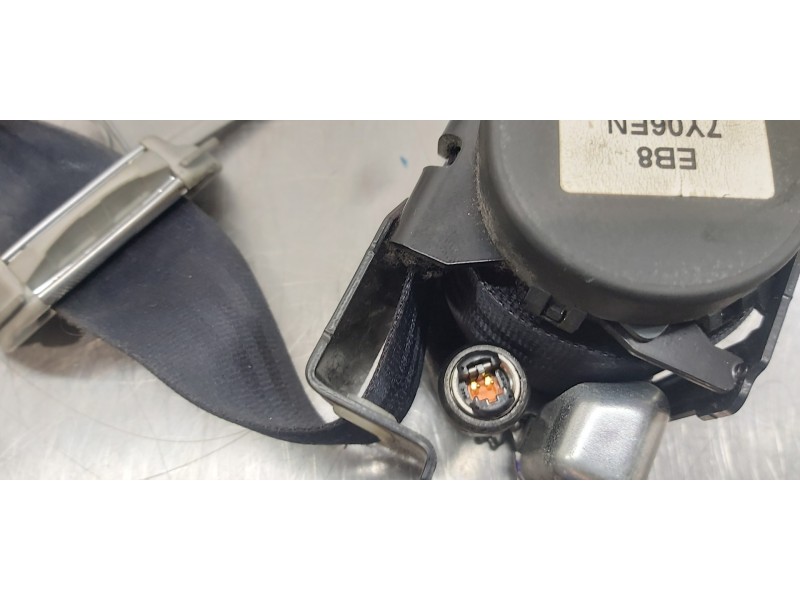 Recambio de cinturon seguridad delantero derecho para citroen c-crosser exclusive referencia OEM IAM 8975G7  