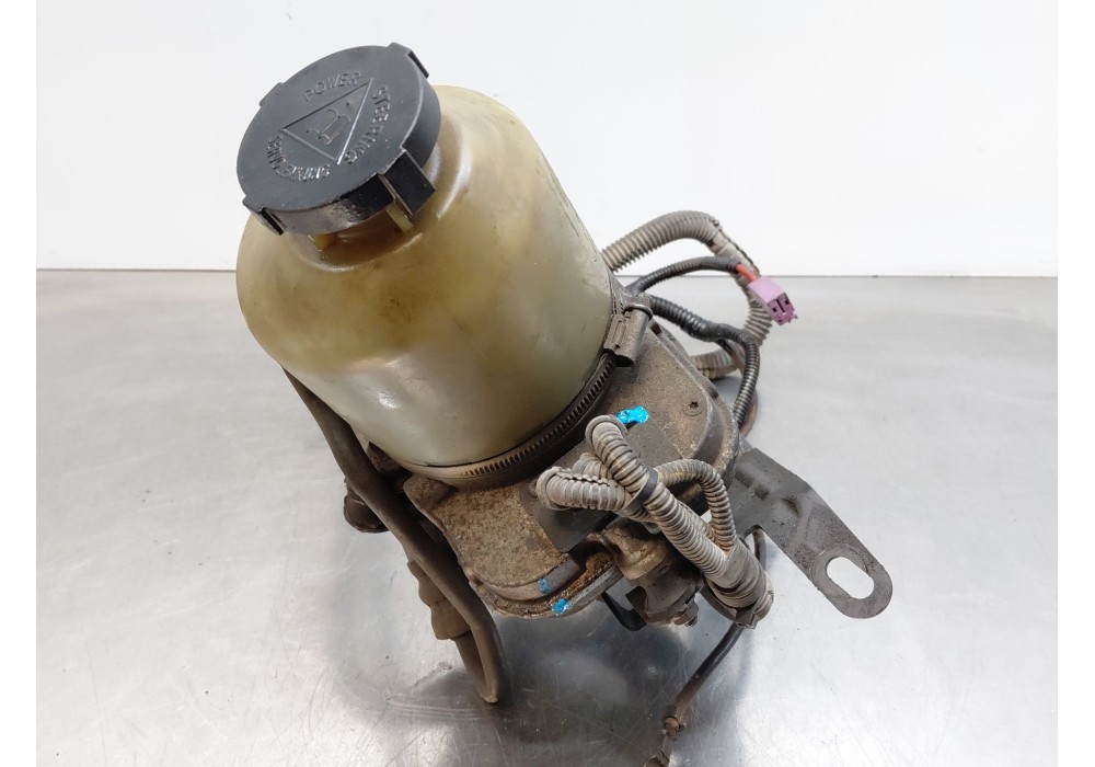 Recambio de bomba direccion para opel zafira a monospace (t98) 2.0 dti 16v (f75) referencia OEM IAM   