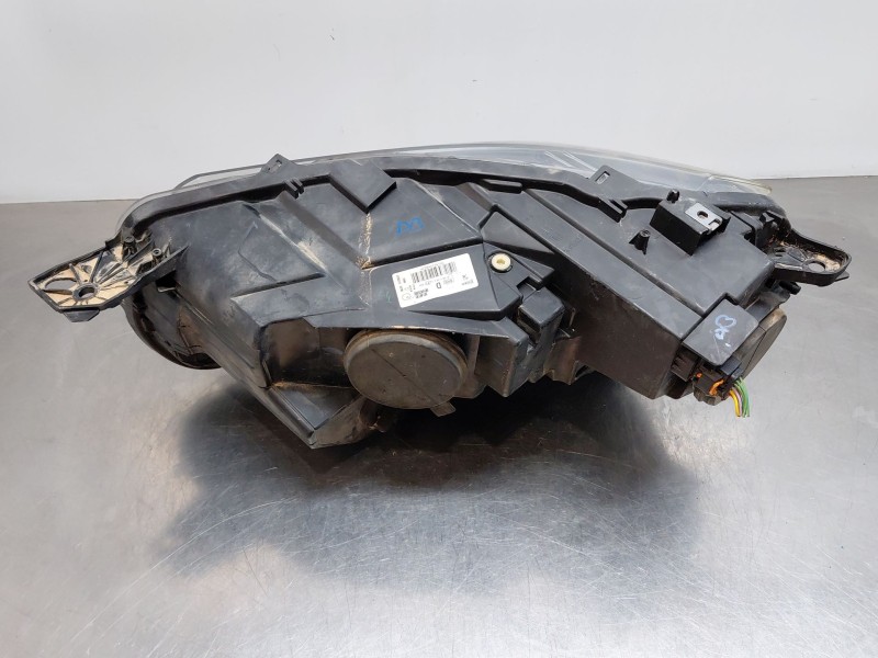 Recambio de faro derecho para peugeot rifter active referencia OEM IAM   