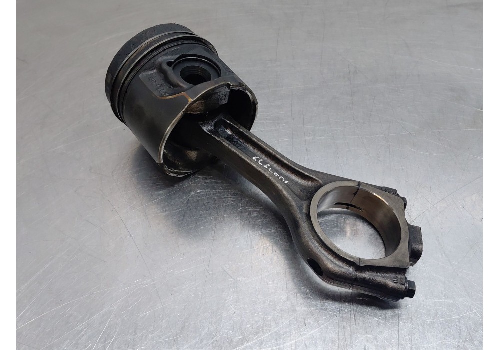 Recambio de biela para land rover range rover evoque (l551) 2.0 d180 mhev 4x4 referencia OEM IAM   