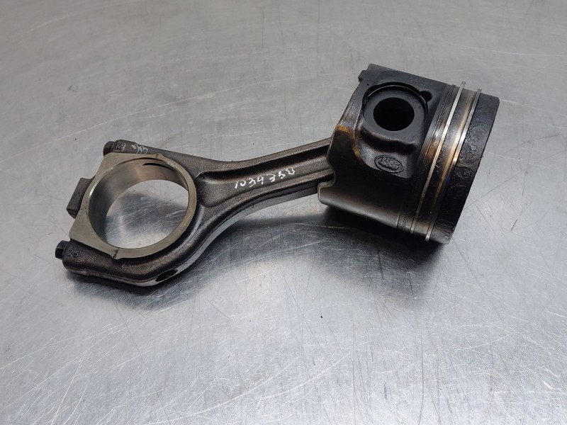 Recambio de biela para land rover range rover evoque (l551) 2.0 d180 mhev 4x4 referencia OEM IAM   