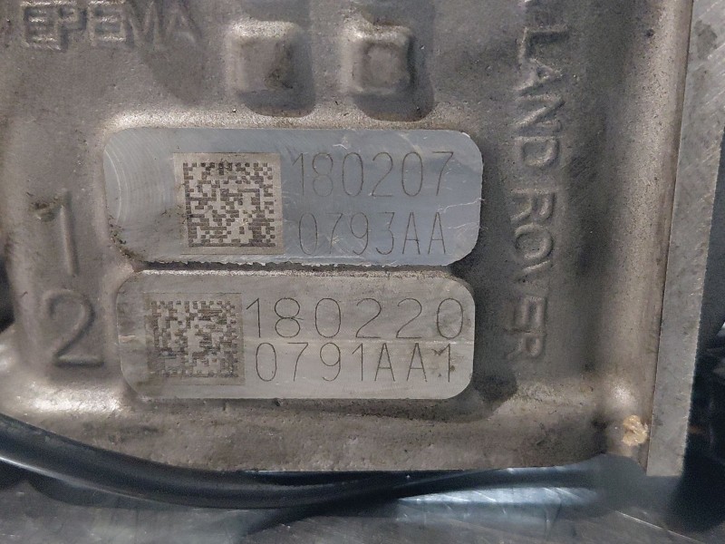 Recambio de culata para jaguar e-pace (x540) 2.0 d150 awd referencia OEM IAM JDE37011  