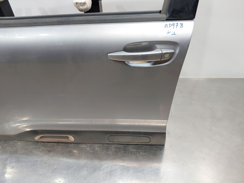 Recambio de puerta delantera izquierda para citroën c4 cactus shine referencia OEM IAM 9821324580  