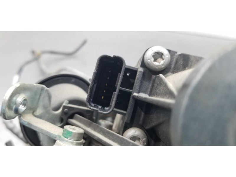 Recambio de valvula egr para peugeot 308 access referencia OEM IAM 9671187780 70215615 